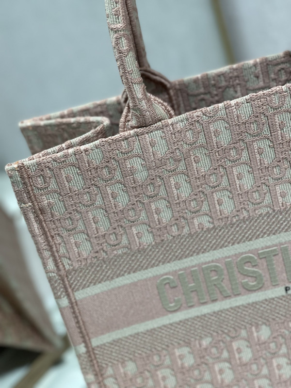 D*or book tote-36*28cm