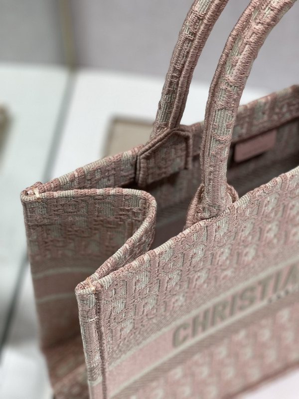 D*or book tote-36*28cm