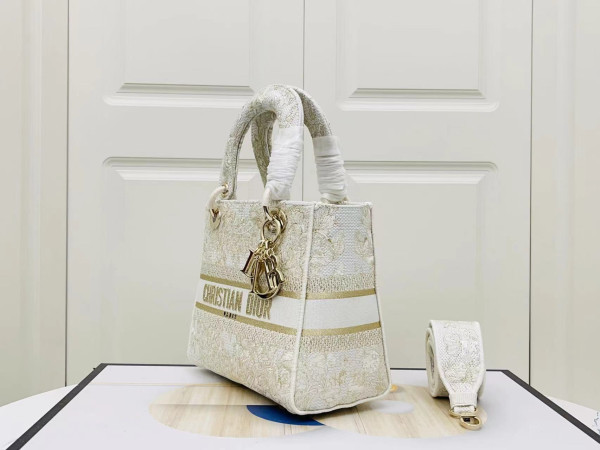 D*or medium lady d-lite bag-24-20-11cm