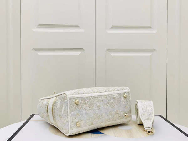 D*or medium lady d-lite bag-24-20-11cm