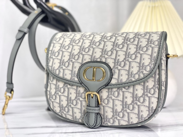 D*or bobby bag medium-22-17-6cm