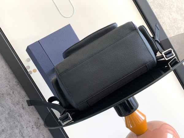 D*or backpack-26.5*41.5*17.5cm