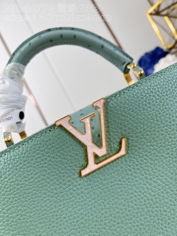 l**is V*t*n capucines bb-29*16.5*9cm