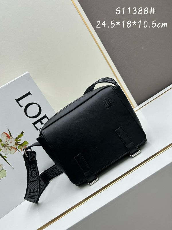 LOEWE messenger bag-24.5*18*10.5cm