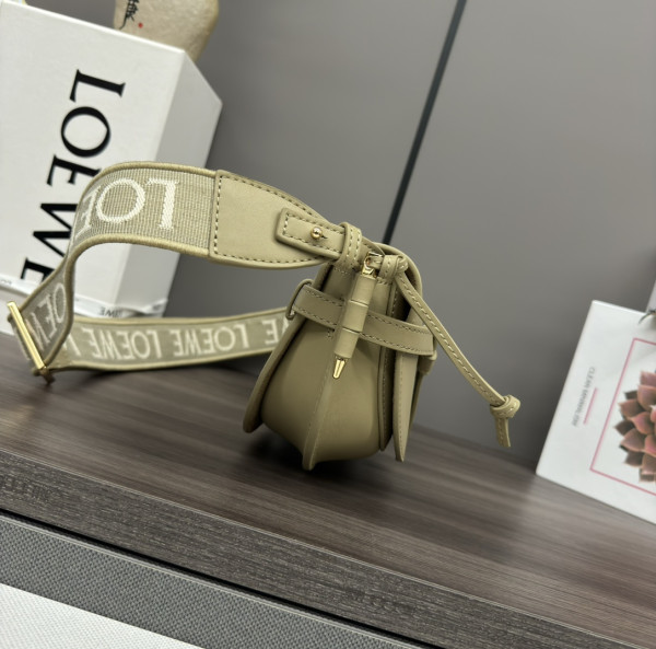 LOEWE GATE BAG-15*9.5*12.5cm