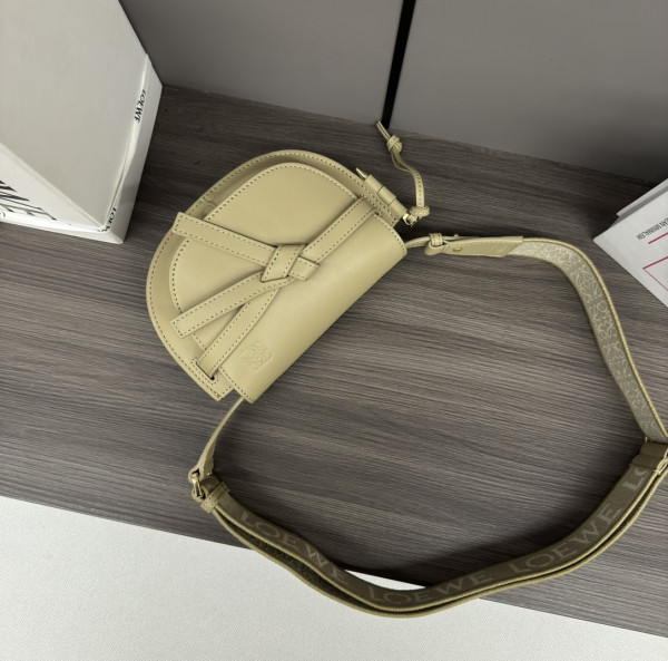 LOEWE GATE BAG-15*9.5*12.5cm