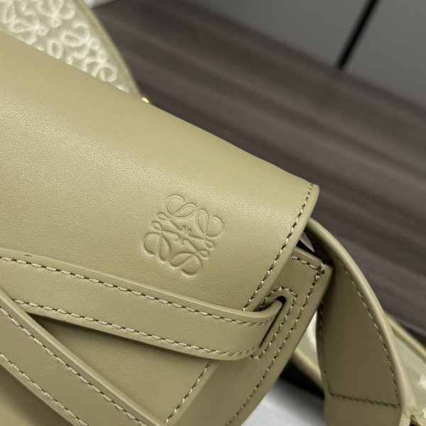 LOEWE GATE BAG-15*9.5*12.5cm