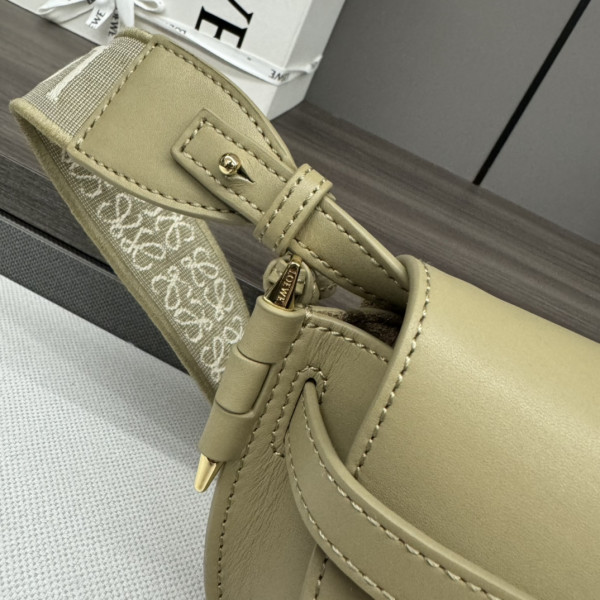 LOEWE GATE BAG-15*9.5*12.5cm