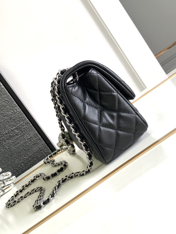 CL FLAP BAG 17CM