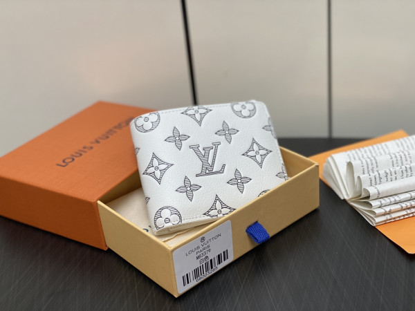 l**is V*t*n multiple wallet-11.5*9*1.5cm