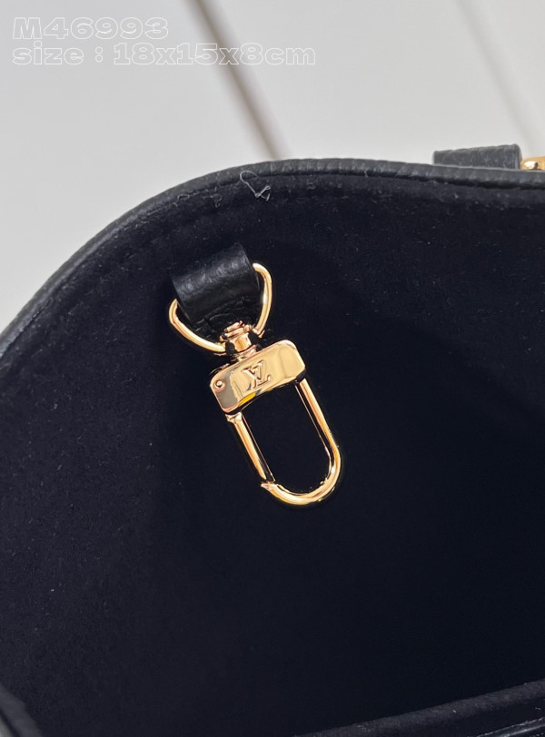 l**is V*t*n onthego bb-18*15*8.5cm