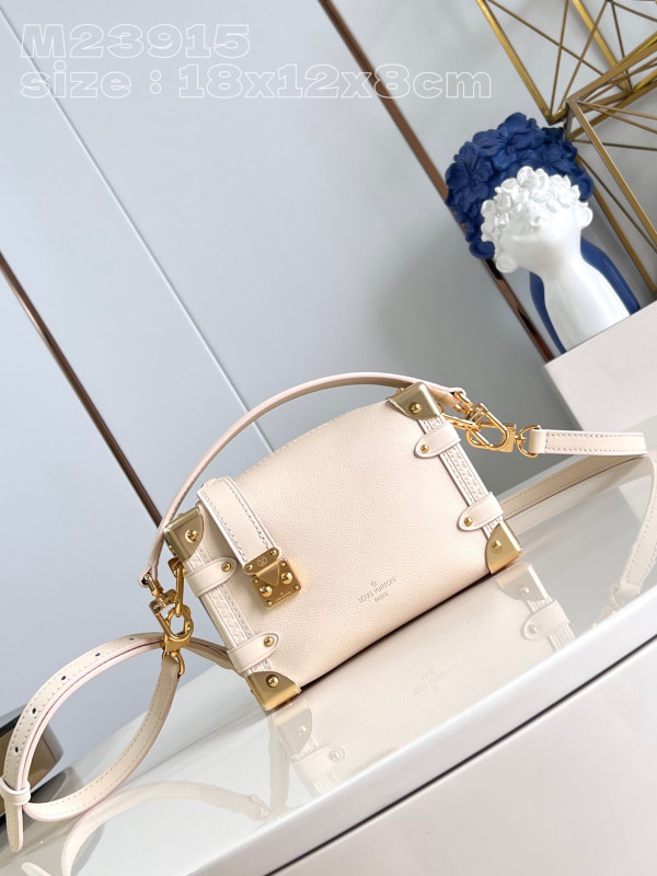 l**is V*t*n side trunk pm-18*12.5*8cm