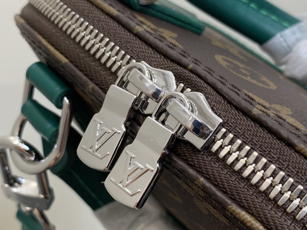 l**is V*t*n nano alma-18*12*8cm