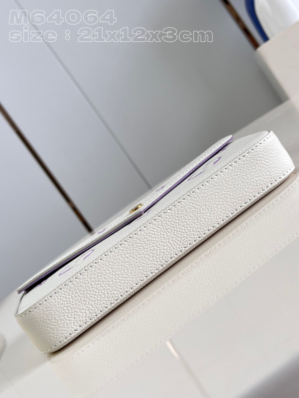 l**is V*t*n pochette fÉlicie