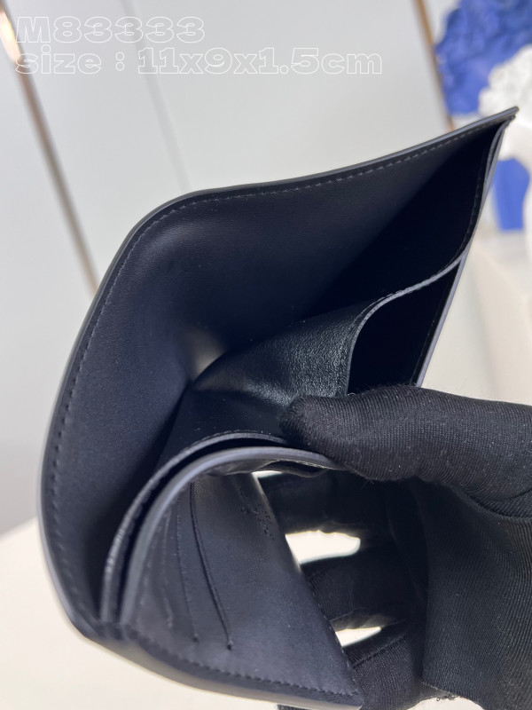 l**is V*t*n multiple wallet-11.5*9*1.5cm