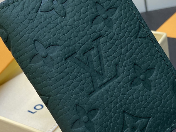 l**is V*t*n pocket organizer-7.5*11.1*1 cm