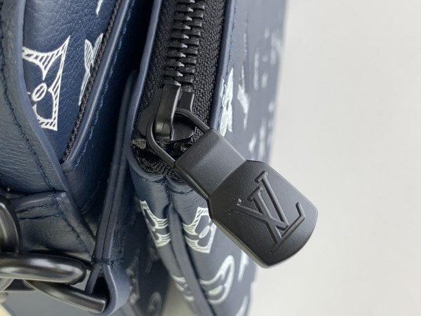 l**is V*t*n nano alpha-24*16*8 cm