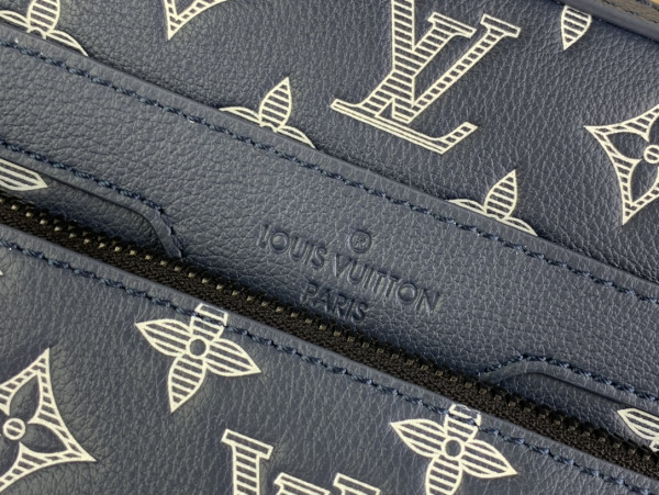 l**is V*t*n nano alpha-24*16*8 cm