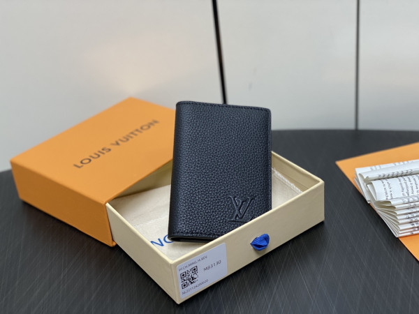 l**is V*t*n pocket organizer-7.5*11.1*1 cm