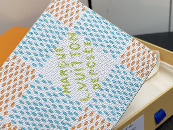 l**is V*t*n multiple wallet-11.5*9*1.5cm