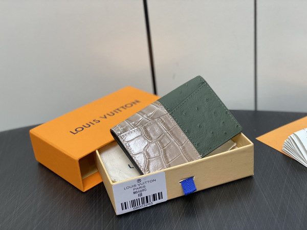 l**is V*t*n pocket organizer-7.5*11.1*1 cm