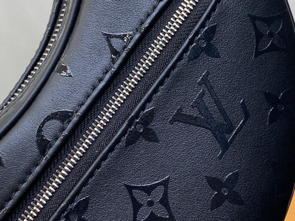 l**is V*t*n loop-23*13*6cm