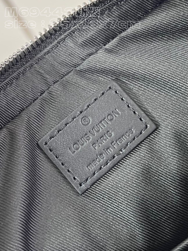 l**is V*t*n trio messenger