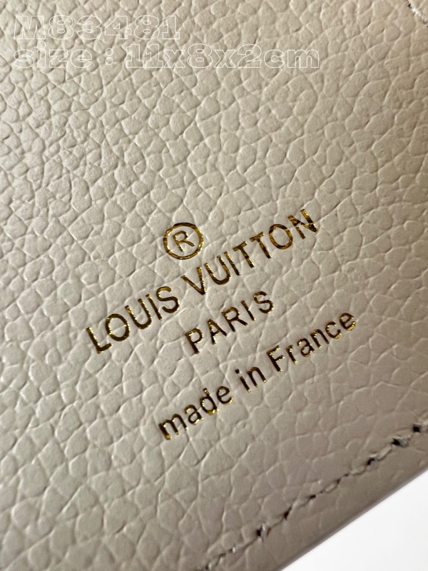 l**is V*t*n lou wallet-11.5*8.5*2.2cm