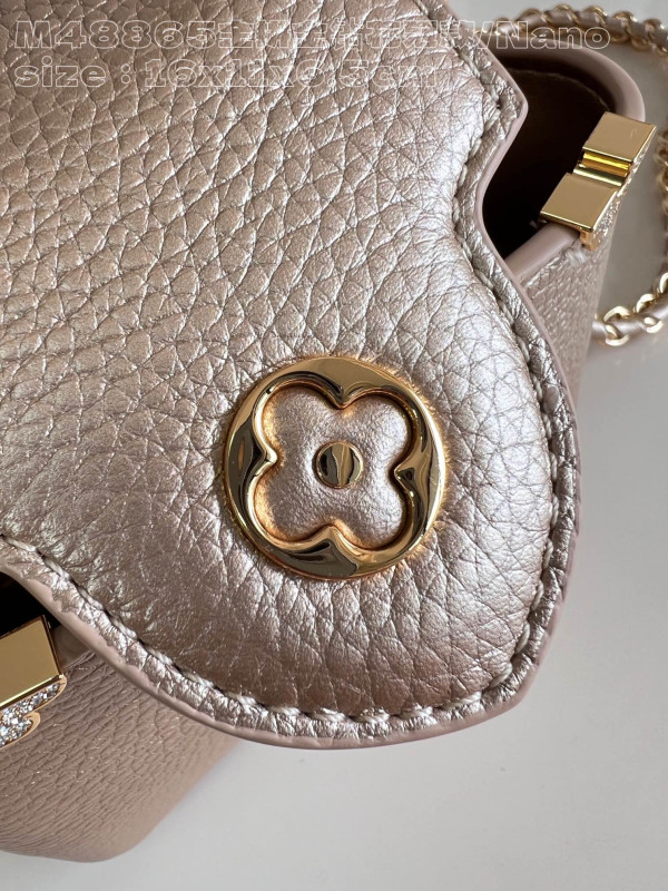 l**is V*t*n capucines nano-16*11*6.5cm