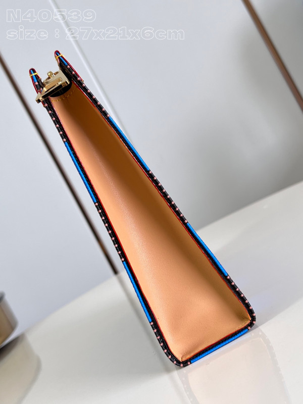 l**is V*t*n pochette voyage-27*21*6cm