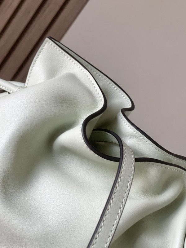 LOEWE Flamenco clutch- 24.5*30*10.5cm