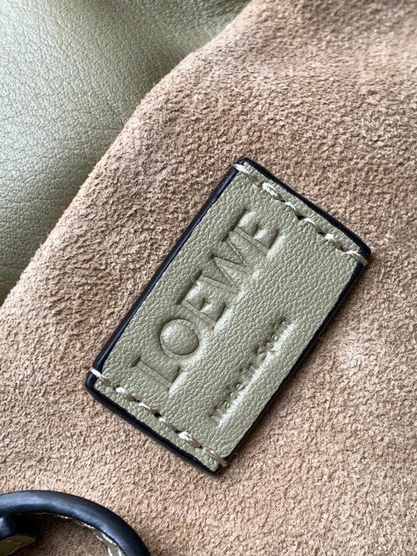 LOEWE Mini Flamenco clutch-23*18*9cm