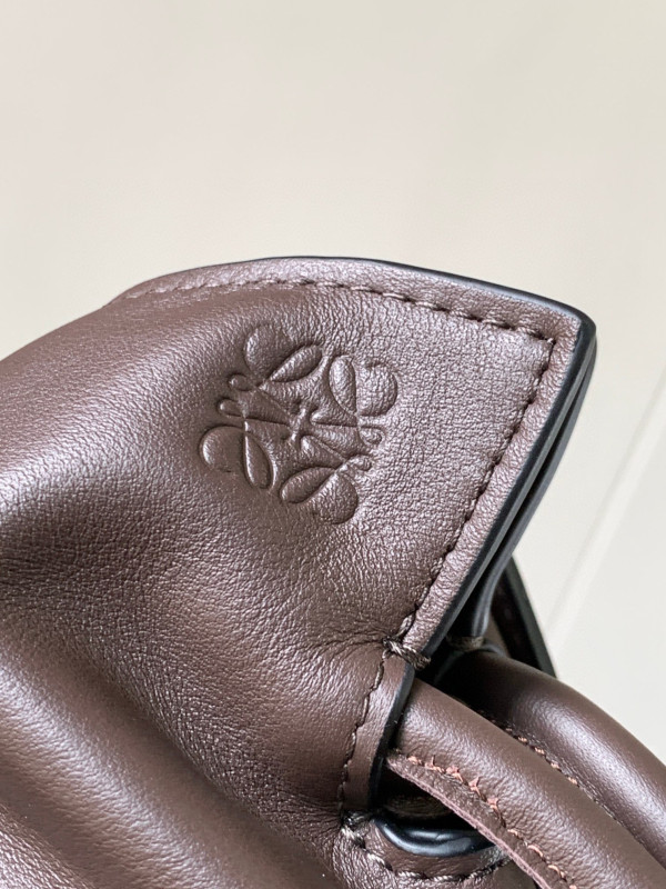 LOEWE Mini Flamenco clutch-23*18*9cm