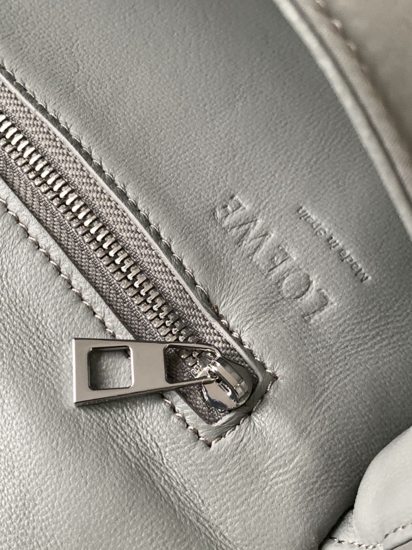 LOEWE Goya Puffer leather shoulder bag-30*20.5*10CM