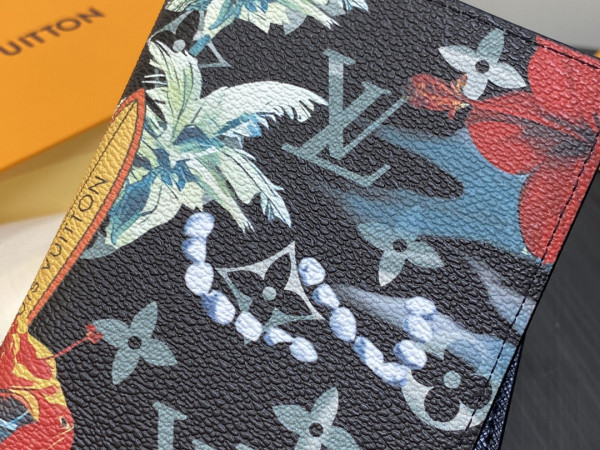 l**is V*t*n passport cover-10*14*2.5cm