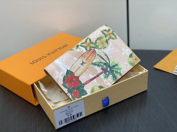 l**is V*t*n passport cover-10*14*2.5cm