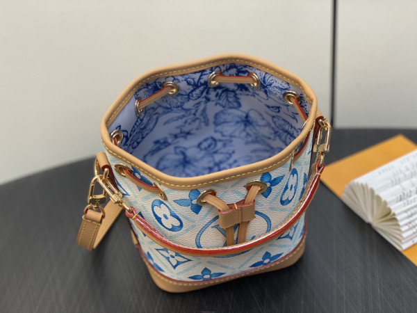 l**is V*t*n nano noÉ-13*16*10cm