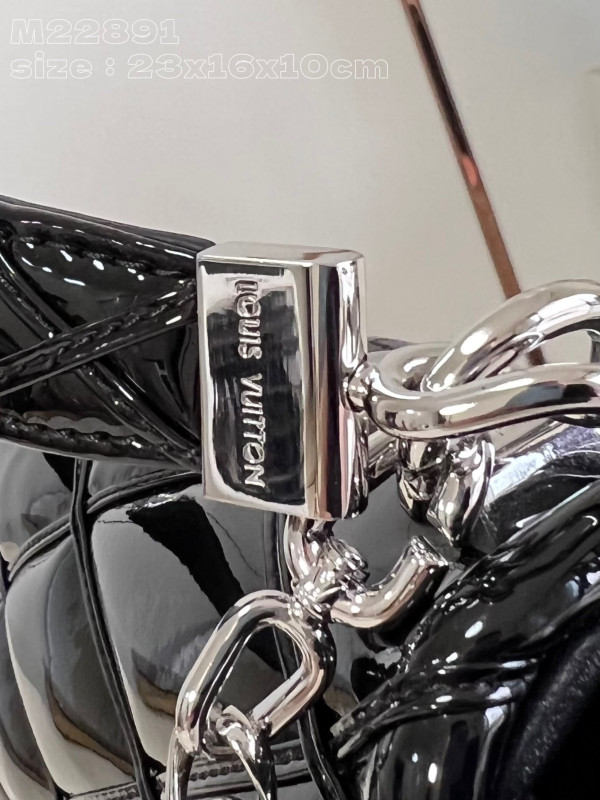 l**is V*t*n pico go-14-23*16*10cm