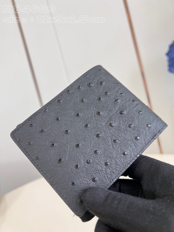 l**is V*t*n multiple wallet-11.5*9*1.5cm