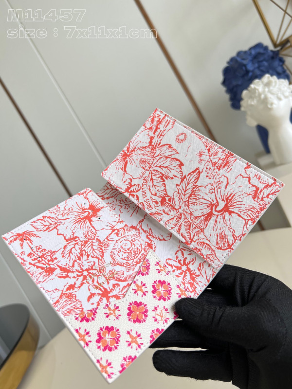 l**is V*t*n pocket organizer-7.5*11.1*1 cm