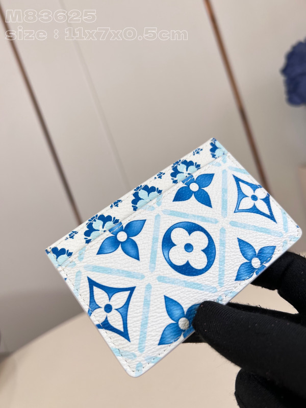 l**is V*t*n card holder-11*7*0.5cm