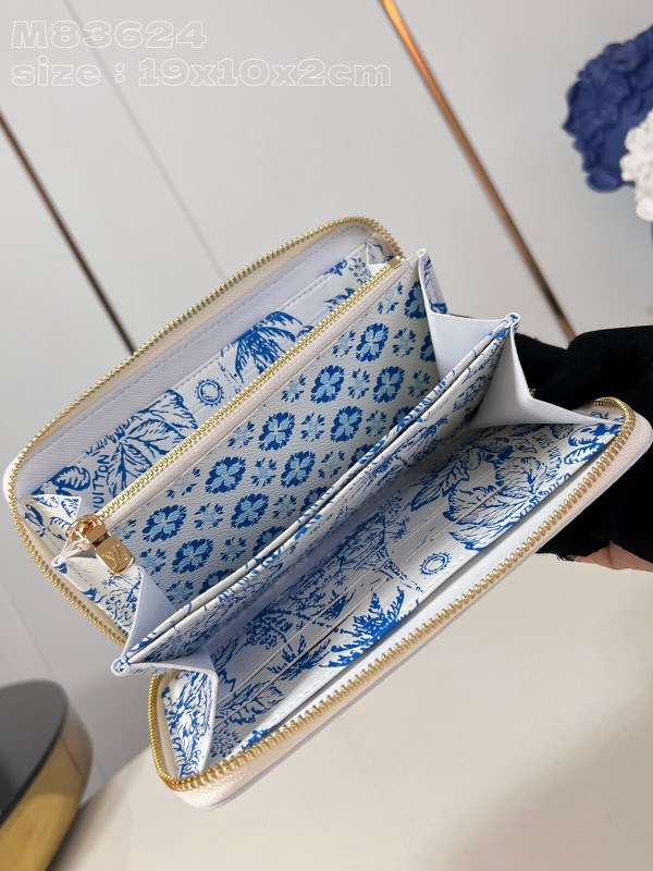 l**is V*t*n zippy wallet-10*20*2 cm