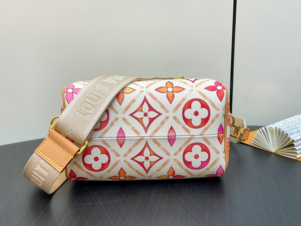 l**is V*t*n speedy bandouliÈre 20