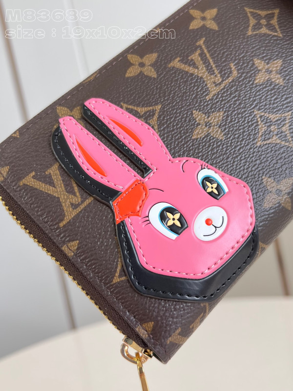 l**is V*t*n zippy wallet-10*20*2 cm