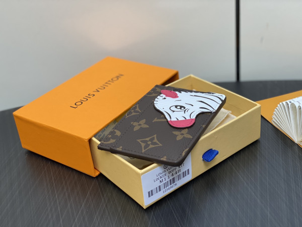 l**is V*t*n card holder-11*7*0.5cm