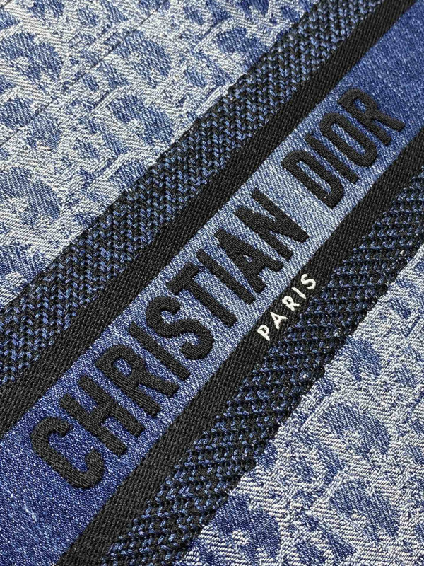 small D*or book tote-26cm