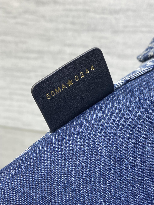 small D*or book tote-26cm