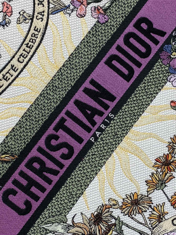 large D*or book tote-42*35*18.5cm