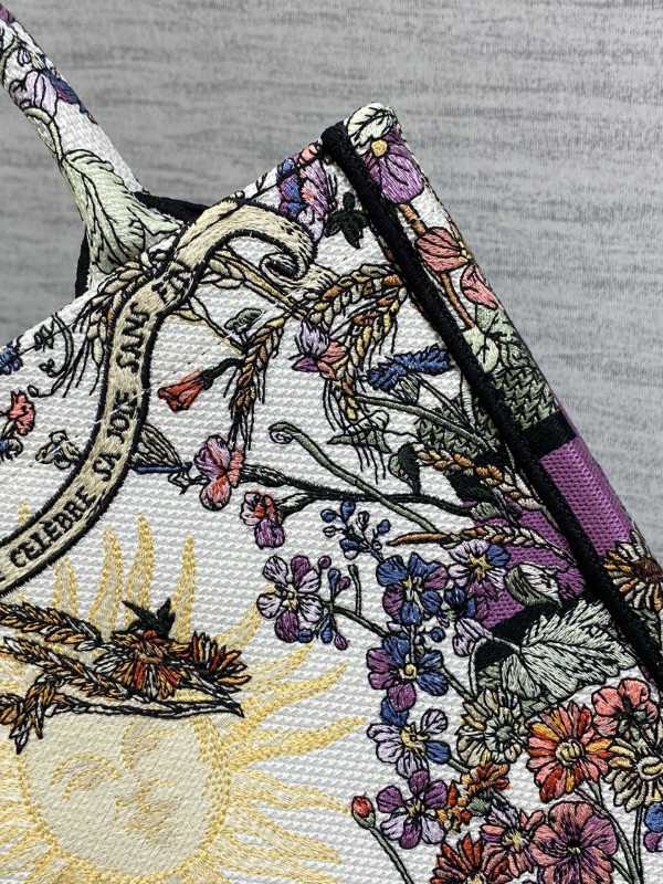 small D*or book tote-26cm