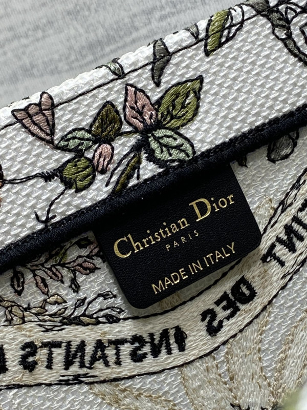 medium D*or book tote-36*18*28cm